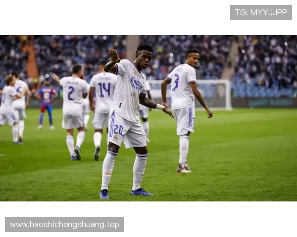 皇马酝酿锋线变革，盯上尤文新星伊尔迪兹，维尼修斯前景生变